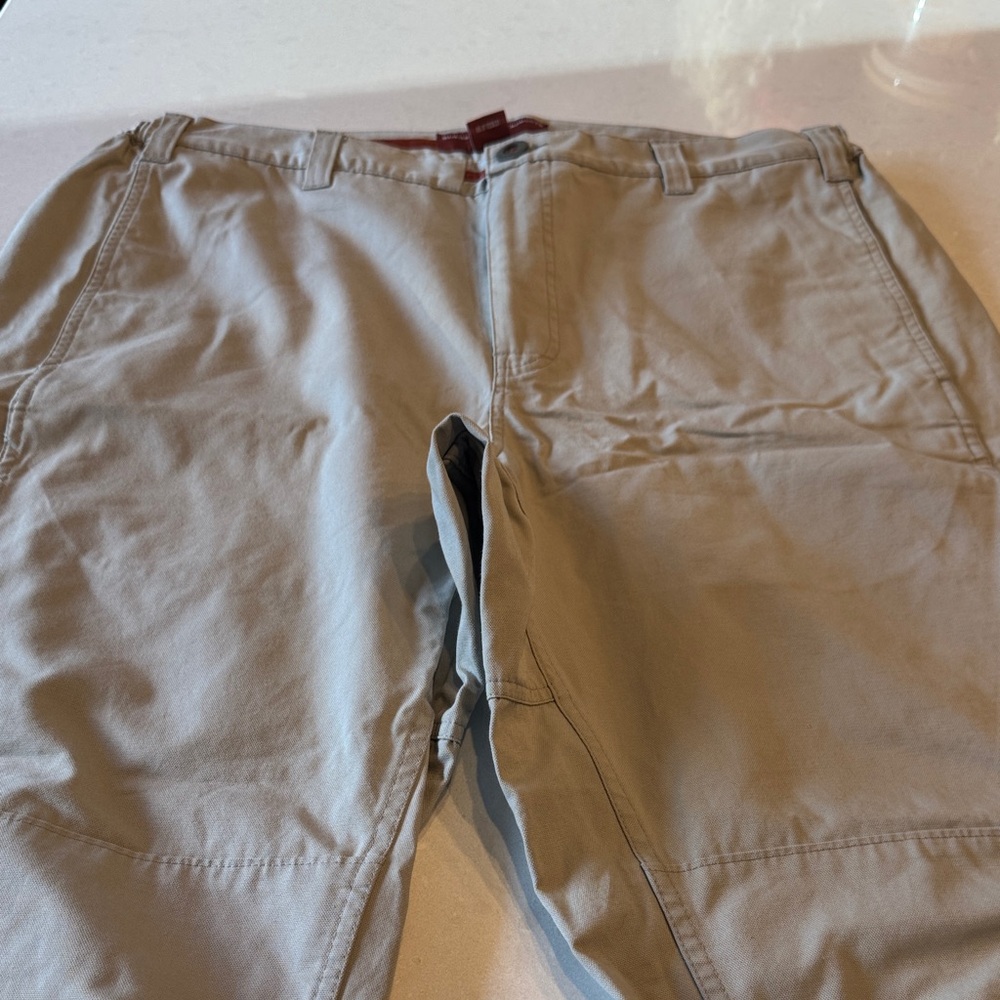 Simms Khaki Chinos generous in size see measurements
